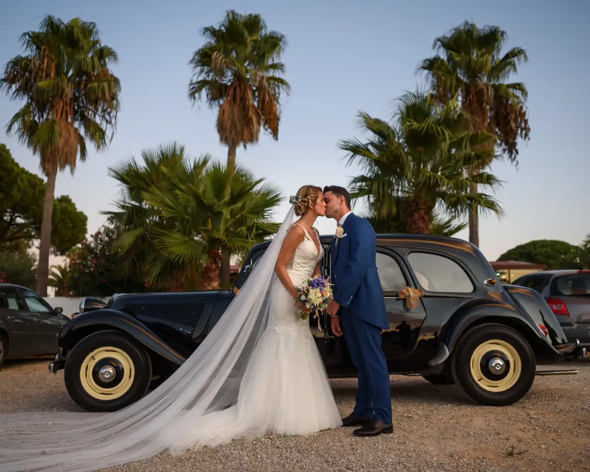Ceremonia civil con la oficiante, boda en Cádiz