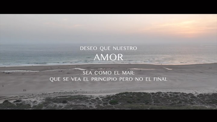 Estamos para contar historias únicas en momentos únicos e irrepetibles…. Disfruta con este momento tan especial que Fran le dedicó a Estela. #cadiz #playadelpalmar #elpalmarcadiz #pedidademano #bodascádiz